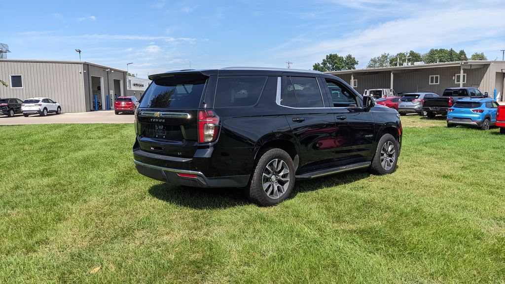 Used 2023 Chevrolet Tahoe LT w/ LT Signature Package AWD/4WD image 3