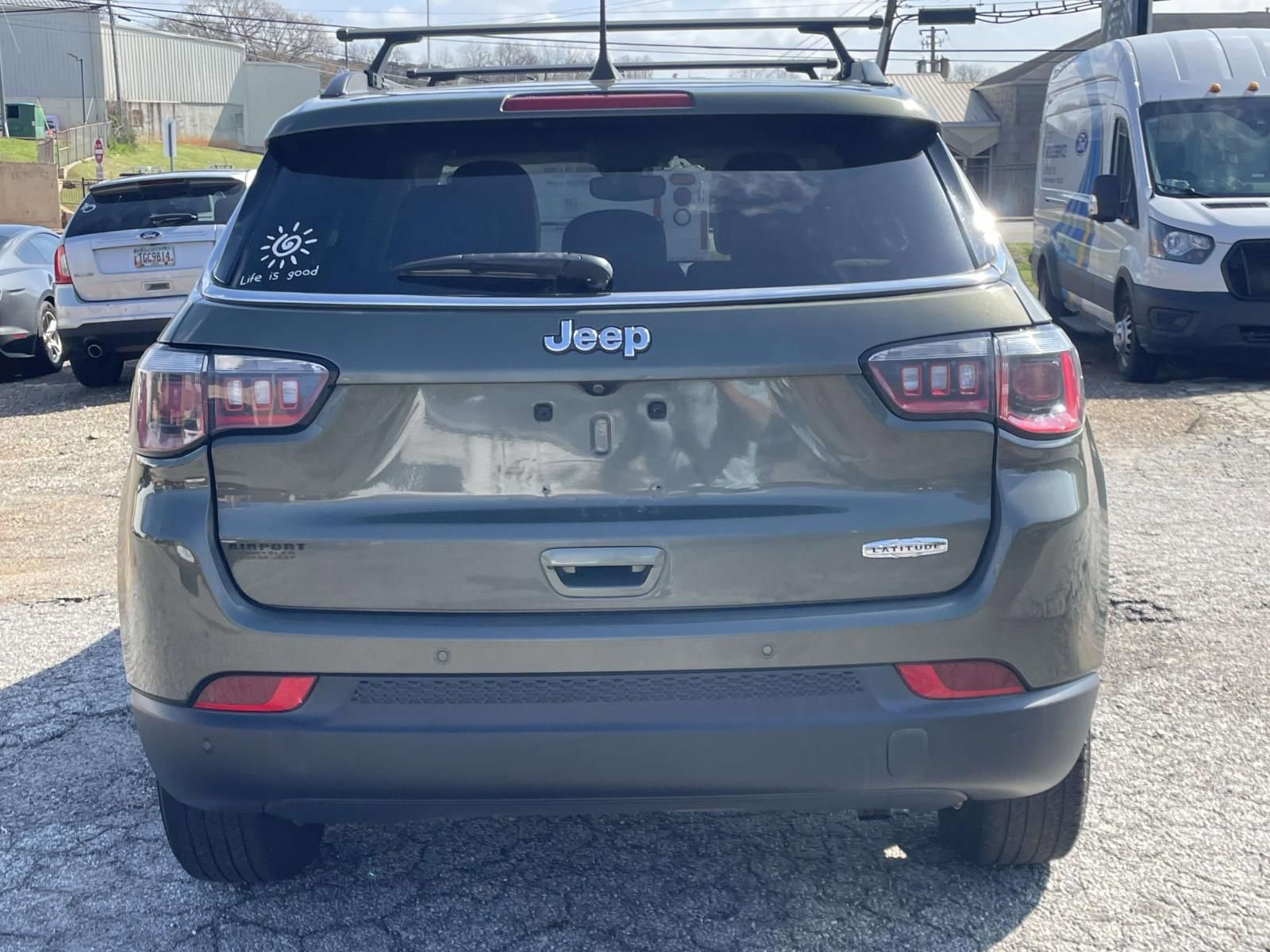 Used 2018 Jeep Compass Latitude w/ Popular Equipment Group image 4