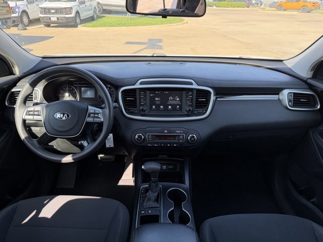 Used 2019 Kia Sorento LX image 21