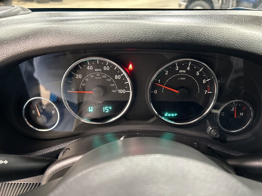 Used 2017 Jeep Wrangler Unlimited Sahara image 13