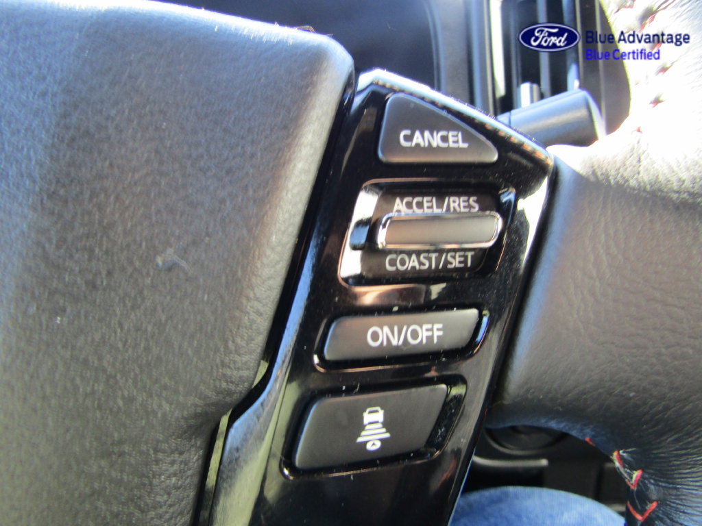 Used 2025 Nissan Frontier PRO-4X w/ Interior Protection Package AWD/4WD image 36