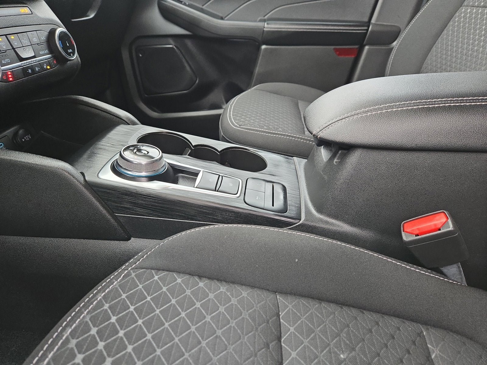 Certified 2023 Ford Escape Active AWD/4WD image 22