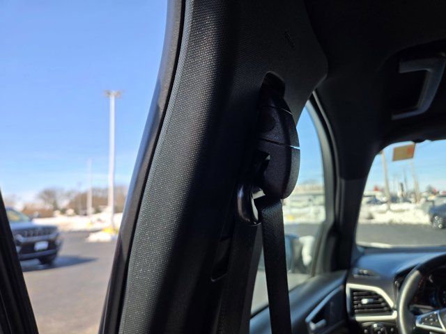 Certified 2024 Ford Edge ST-Line image 35