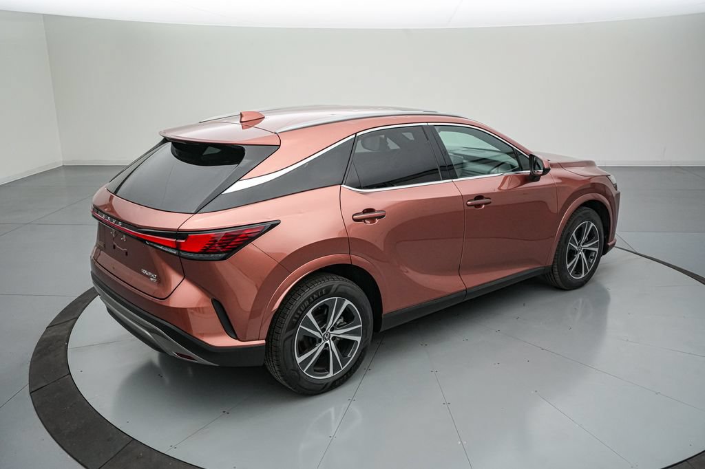 Used 2023 Lexus RX 350 Premium Plus w/ Accessory Package (Z1) AWD/4WD image 4