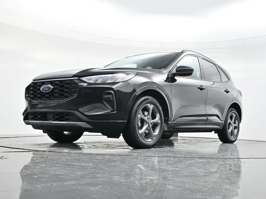 Certified 2023 Ford Escape ST-Line w/ Tech Pack #1 image 2
