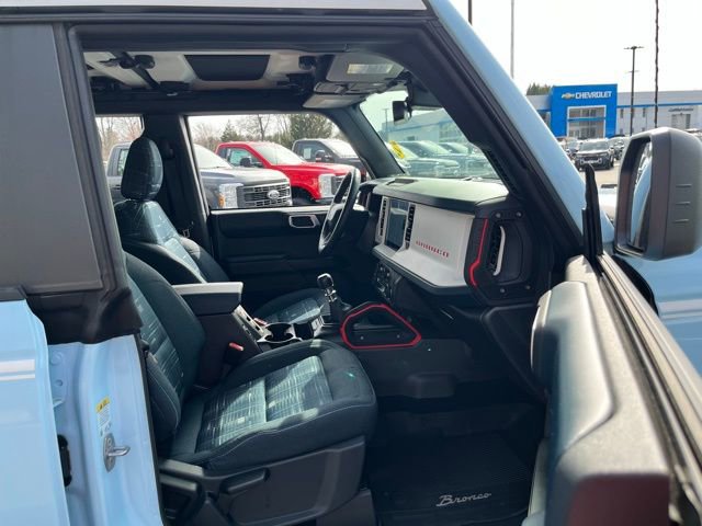 Certified 2025 Ford Bronco Heritage Edition AWD/4WD image 22
