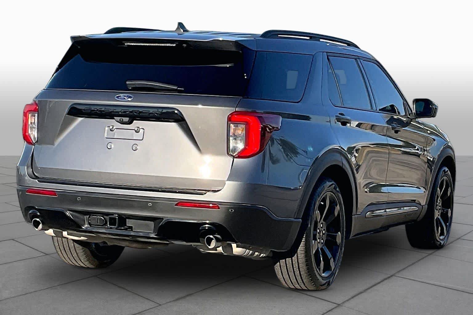 Certified 2023 Ford Explorer ST-Line w/ Class IV Trailer Tow Package RWD image 13