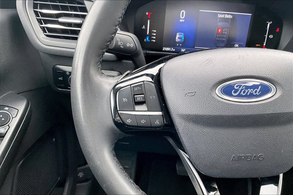 Certified 2023 Ford Escape Active AWD/4WD image 17