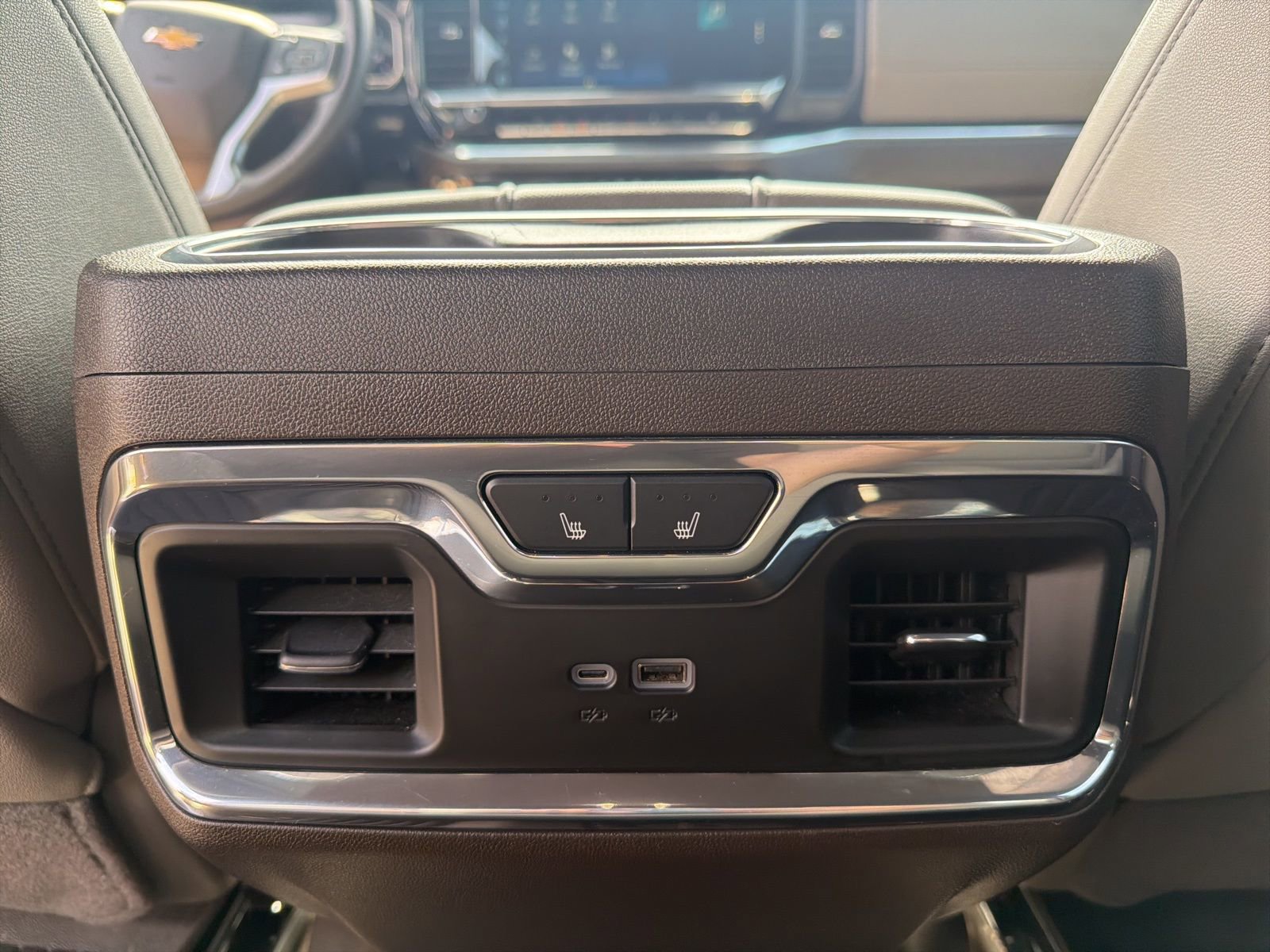 Used 2024 Chevrolet Silverado 1500 LTZ AWD/4WD image 24