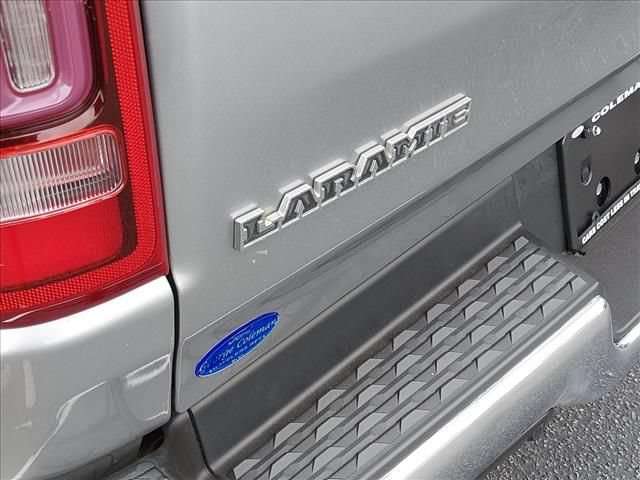Used 2022 RAM 1500 Laramie AWD/4WD image 16