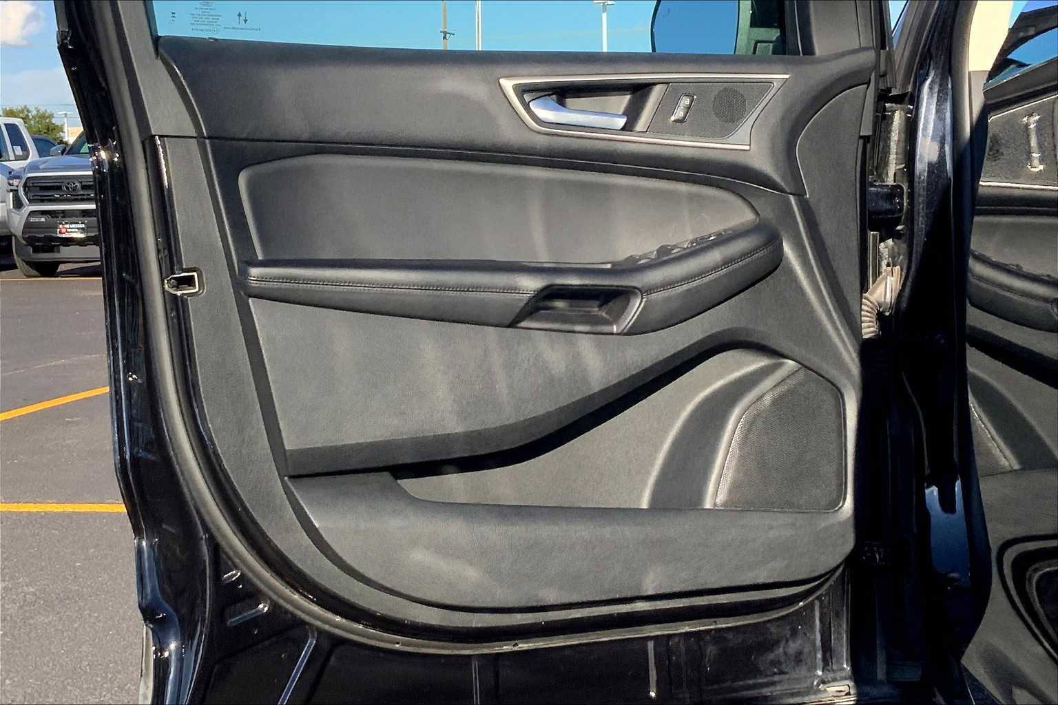 Certified 2024 Ford Edge SEL image 41