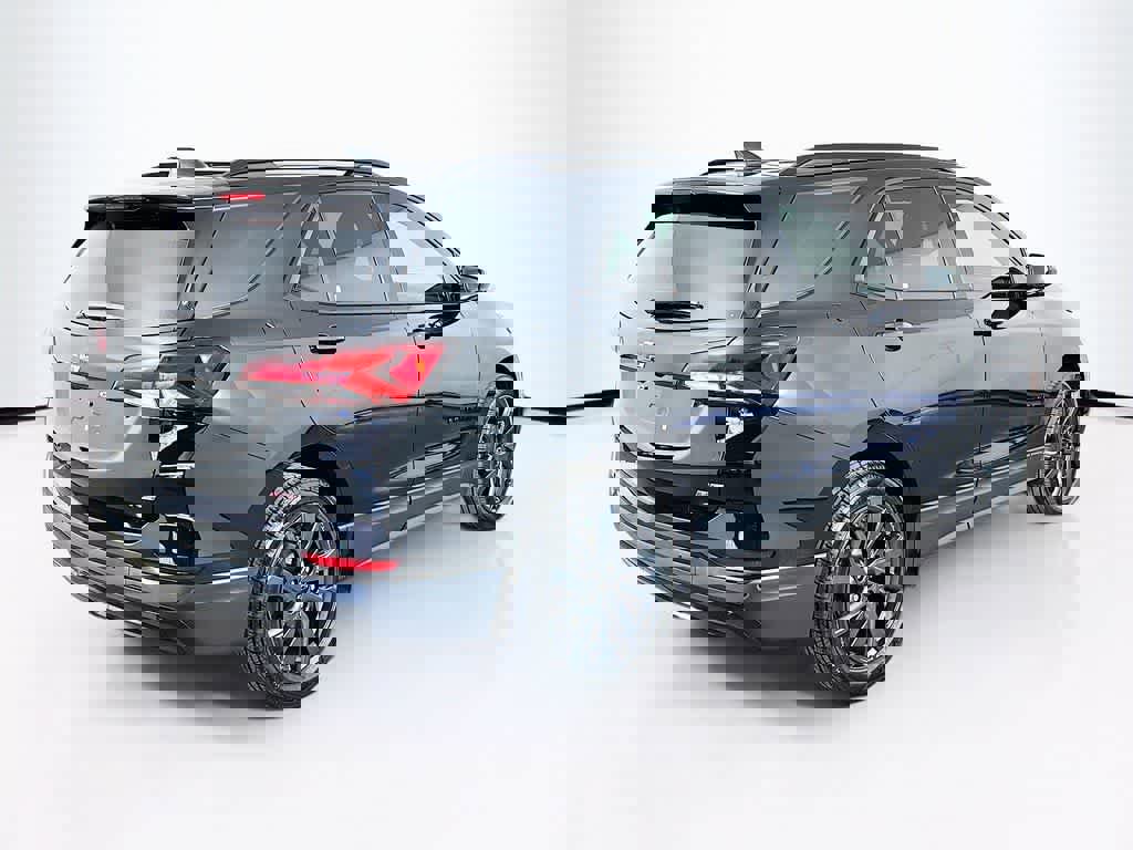 Used 2024 Chevrolet Equinox RS image 5