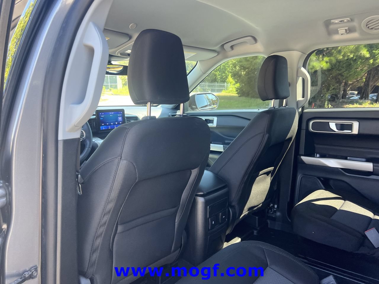 Certified 2023 Ford Explorer XLT RWD image 18