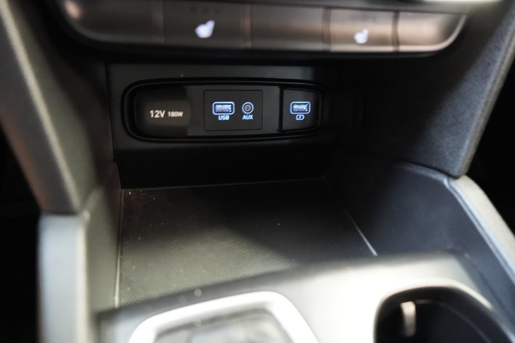 Used 2019 Hyundai Santa Fe SEL FWD image 39