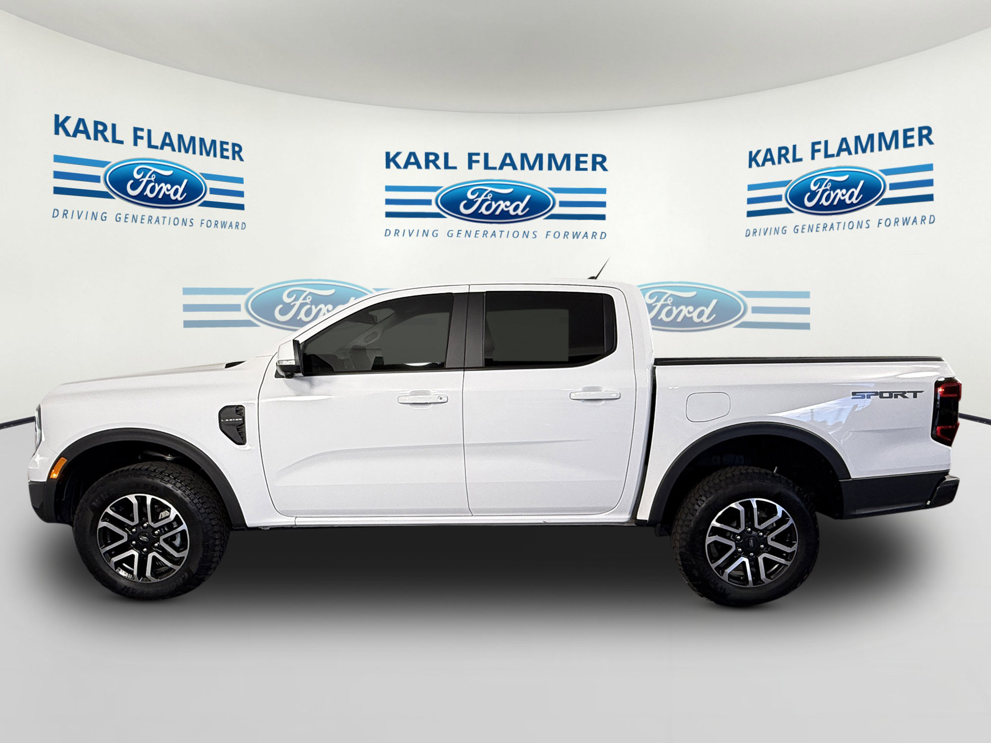 Certified 2025 Ford Ranger Lariat w/ Trailer Tow Package RWD image 5