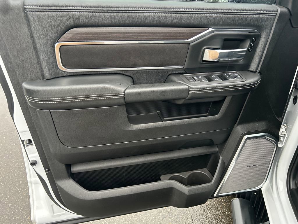 Used 2025 RAM 3500 Laramie image 23