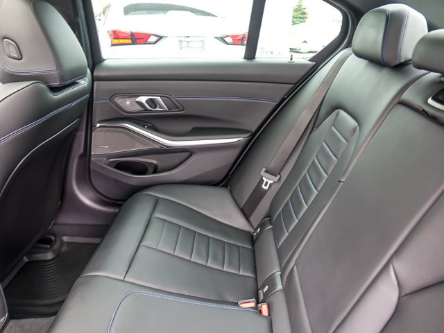 Used 2025 BMW 330i Sedan w/ M Sport Package RWD image 14