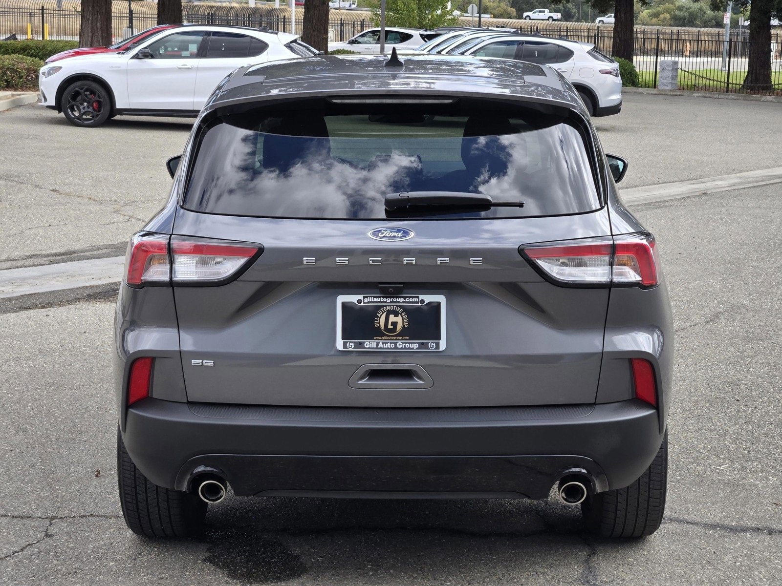 Certified 2022 Ford Escape SE w/ SE Sport Appearance Package image 4