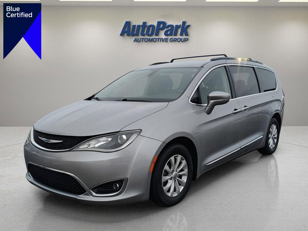 Used 2017 Chrysler Pacifica Touring-L