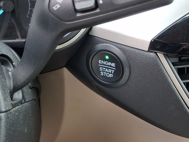 Certified 2020 Ford Escape SEL FWD image 24