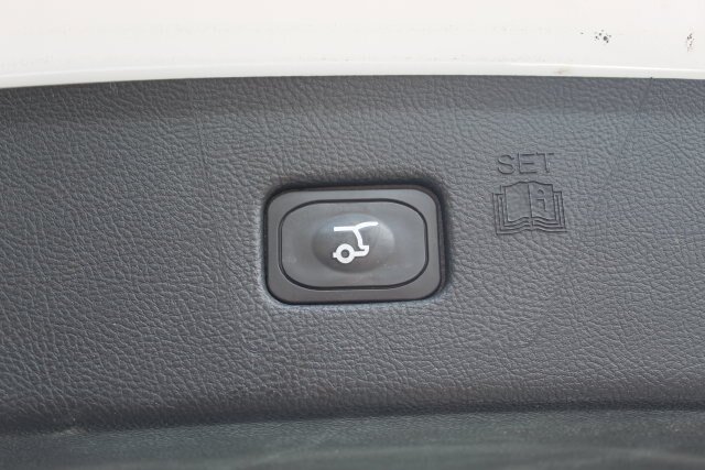 Certified 2024 Ford Edge SEL w/ Convenience Package AWD/4WD image 19