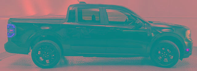 Certified 2025 Ford Maverick Lariat w/ Black Appearance Package image 5