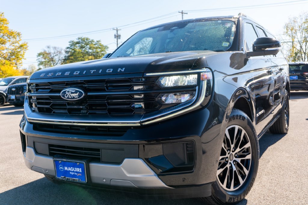 Certified 2025 Ford Expedition Max Platinum