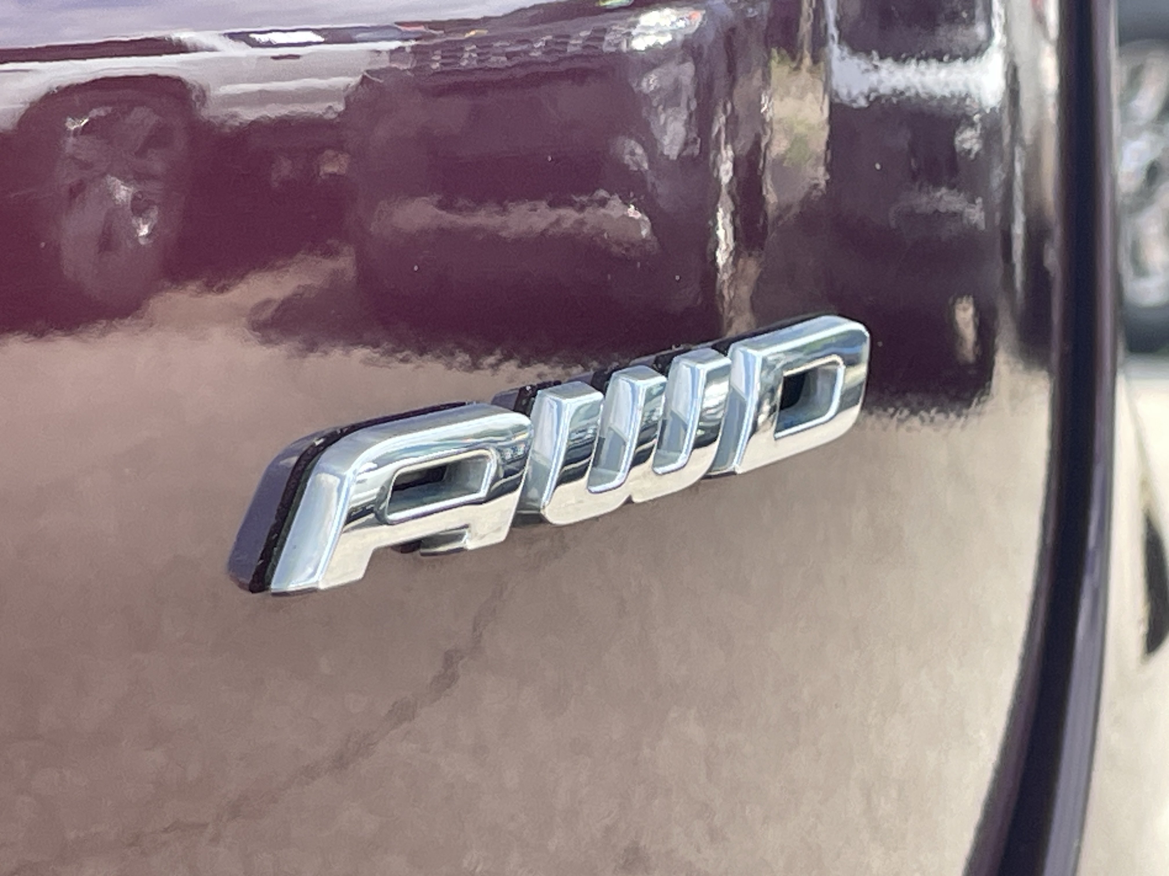 Certified 2022 Ford Edge Titanium AWD/4WD image 9