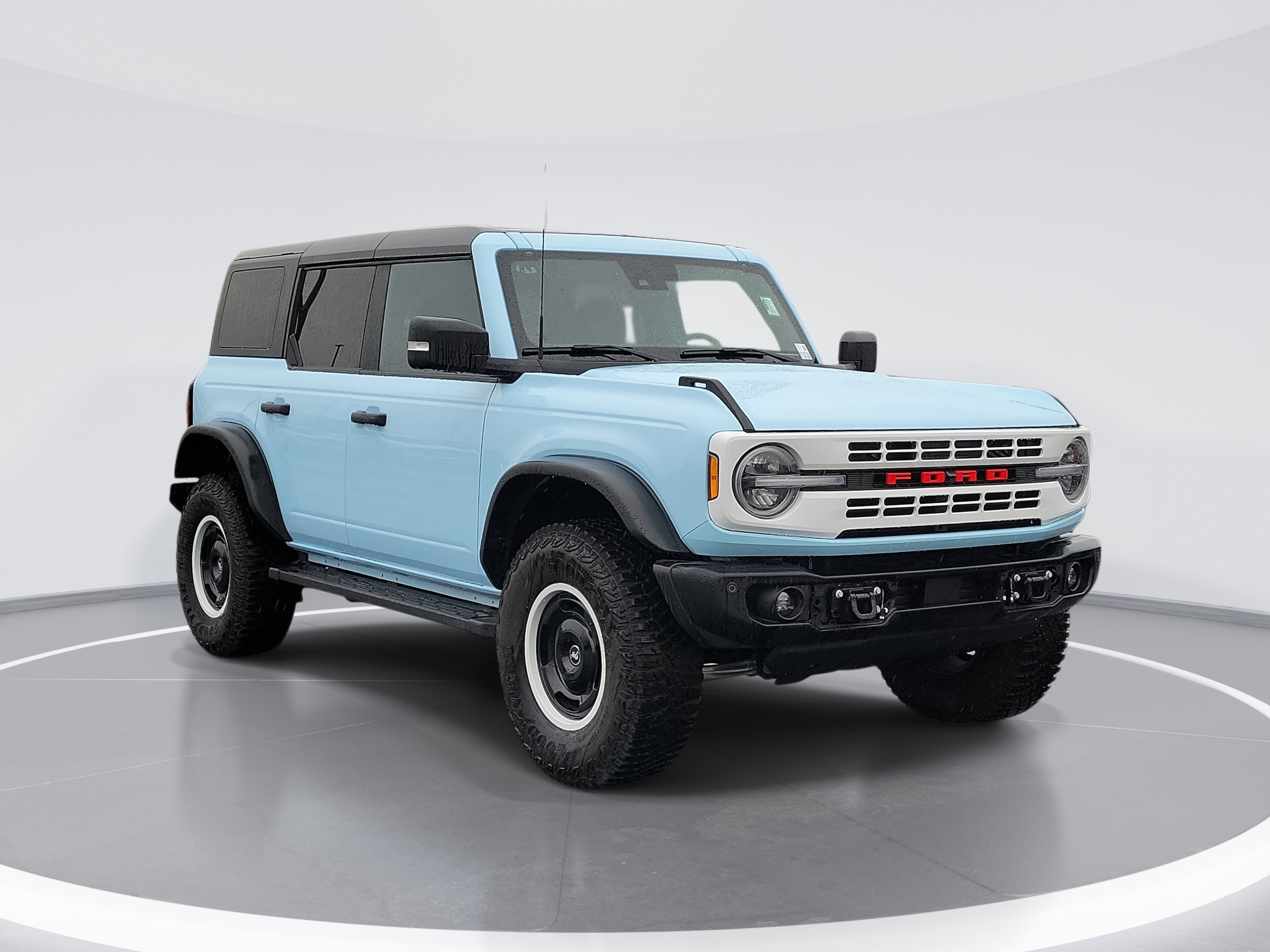 Certified 2023 Ford Bronco Heritage Edition image 2