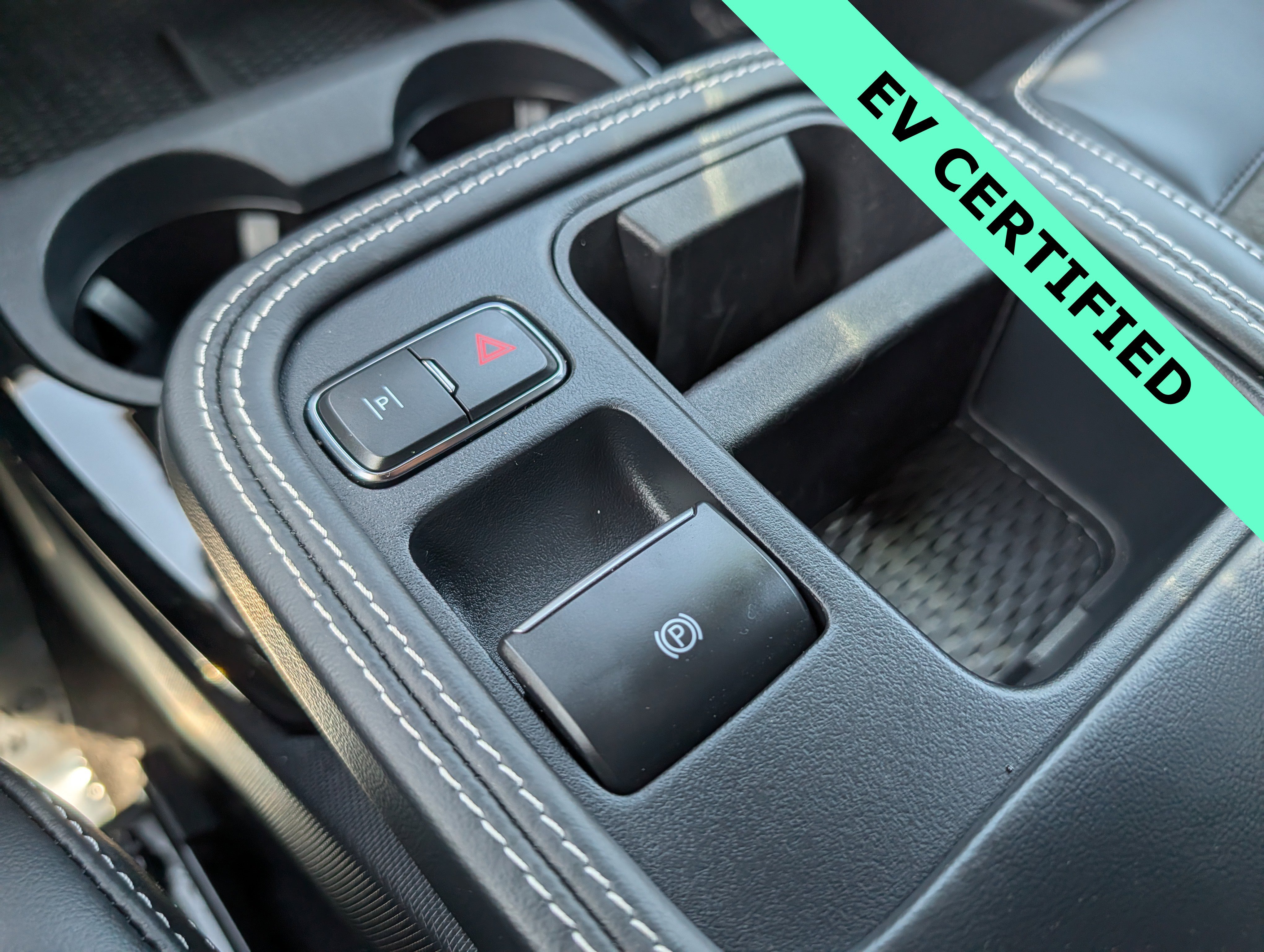 Certified 2025 Ford Mustang Mach-E GT AWD/4WD image 32