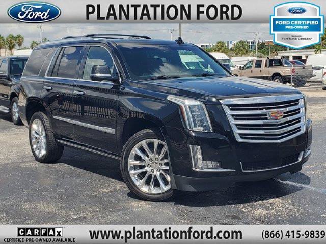 Used 2018 Cadillac Escalade Platinum RWD image 1