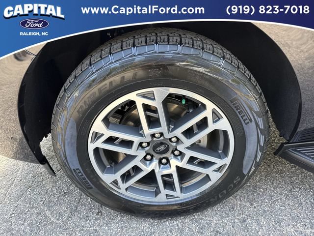 Certified 2025 Ford Expedition Active AWD/4WD image 13