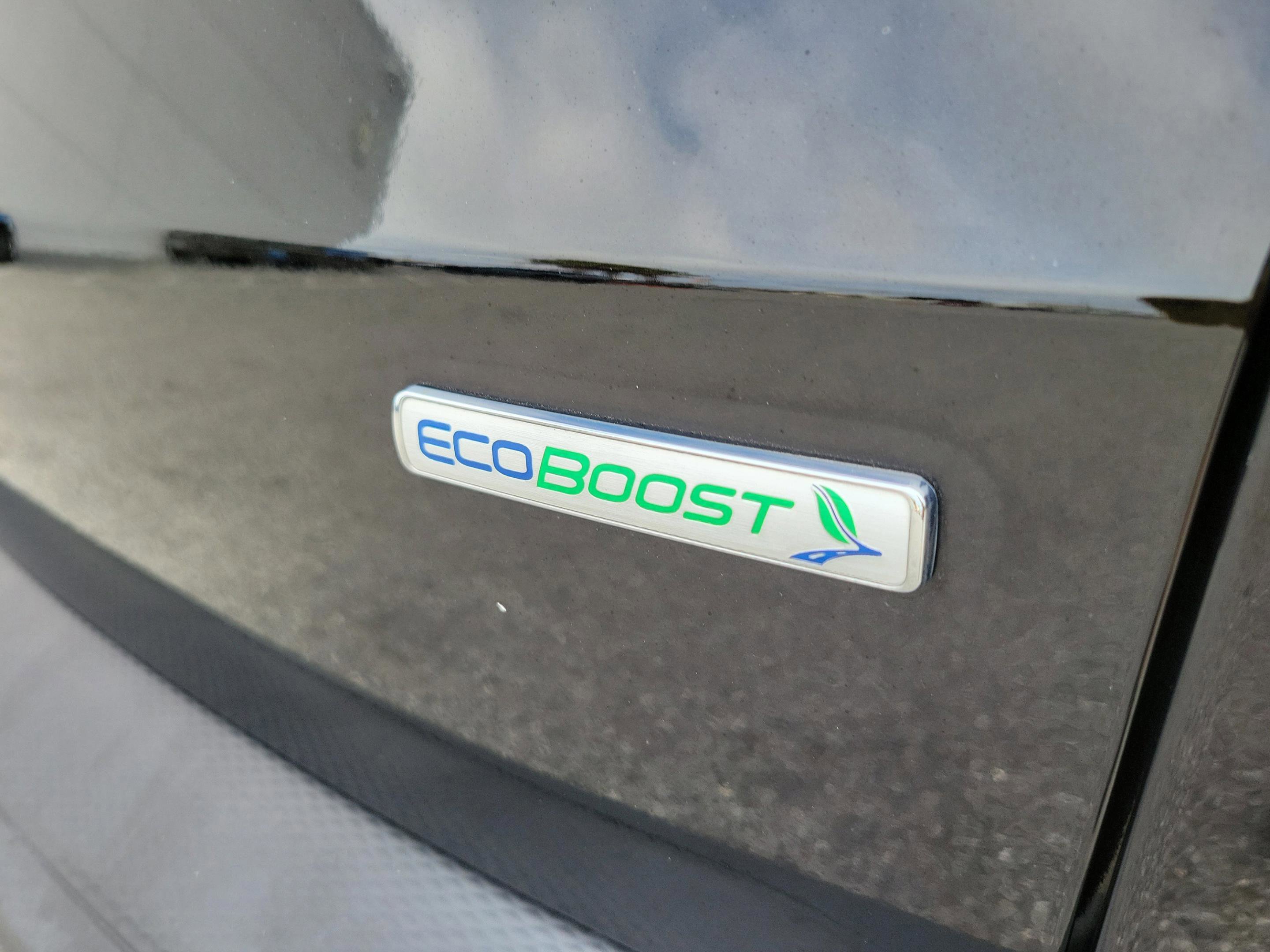 Certified 2020 Ford Escape SE image 30