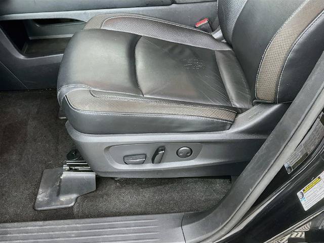 Used 2023 Nissan Pathfinder SL w/ SL Premium Package AWD/4WD image 21