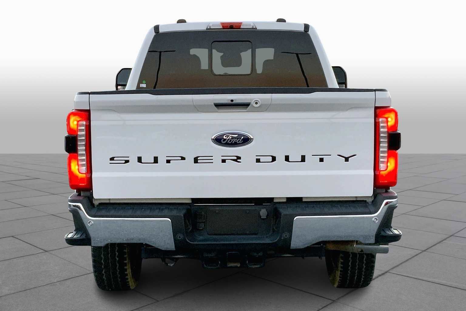 Certified 2024 Ford F250 Lariat w/ Lariat Ultimate Package image 2