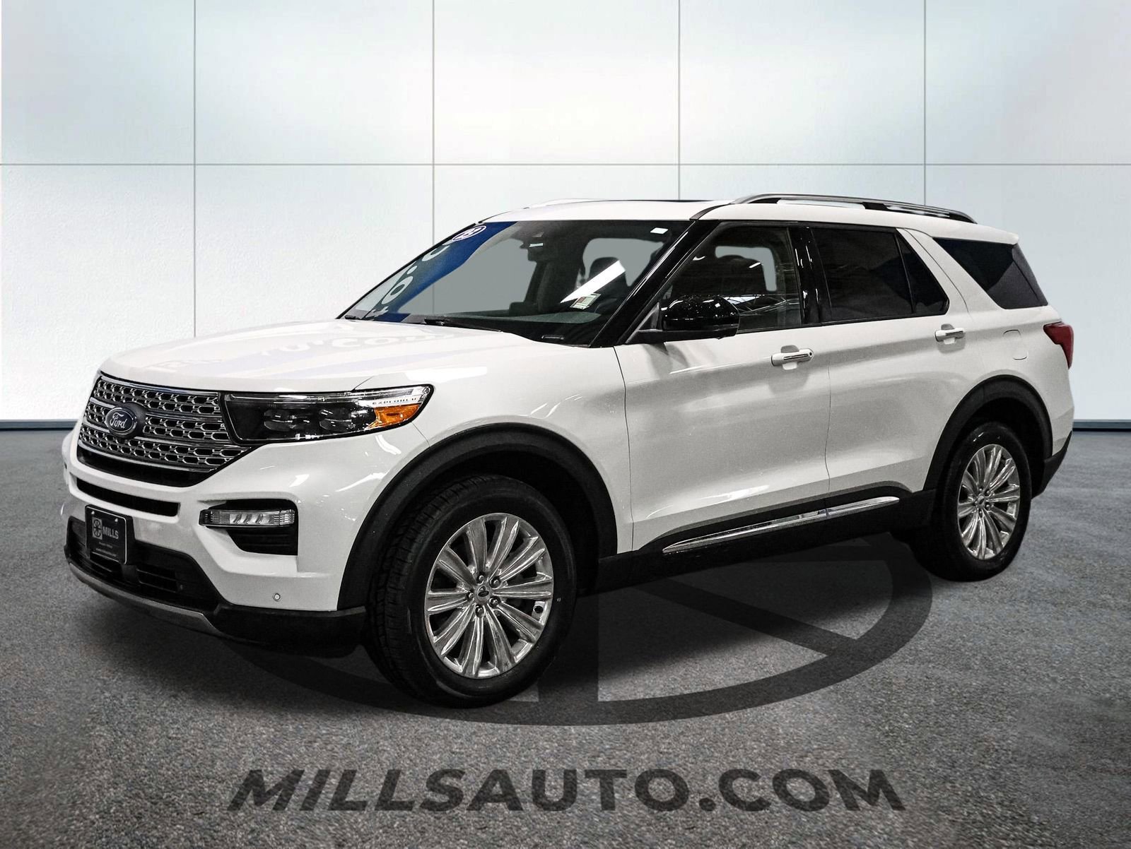 Certified 2023 Ford Explorer Limited w/ Limited Technology Package AWD/4WD image 2