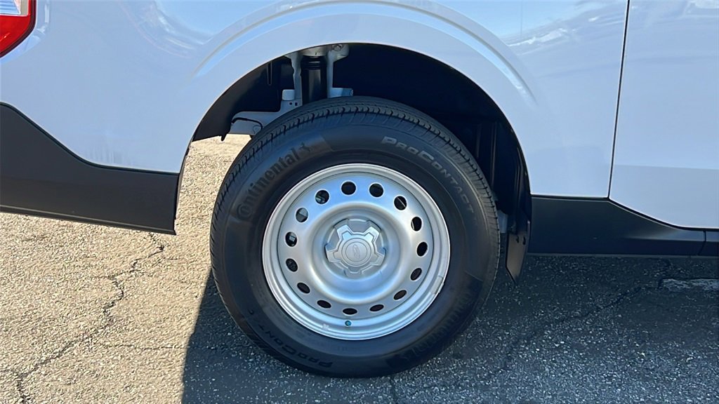 Certified 2024 Ford Maverick XL image 5