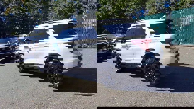 Certified 2022 Ford Explorer Timberline image 4