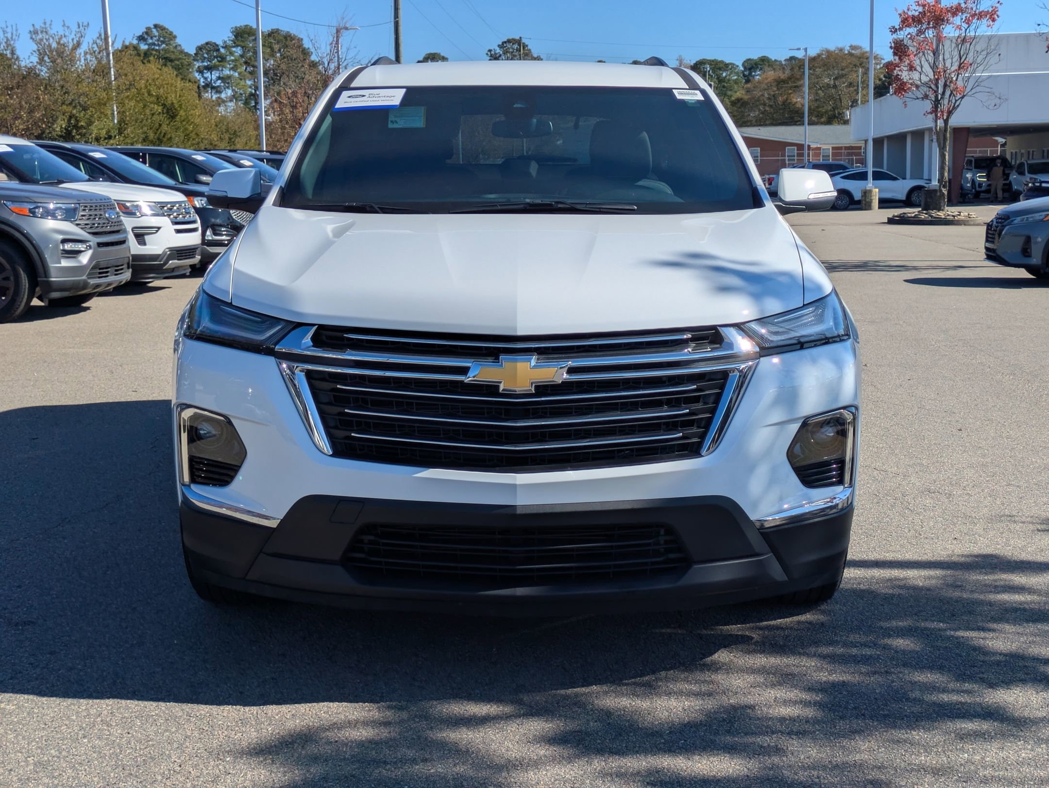 Used 2024 Chevrolet Traverse LT image 9