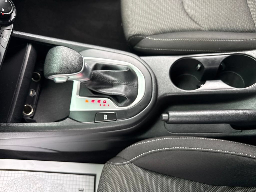 Used 2023 Kia Forte LXS FWD image 25