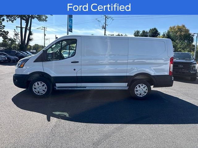 Certified 2025 Ford Transit 250 Low Roof w/ Exterior Upgrade Package RWD image 4