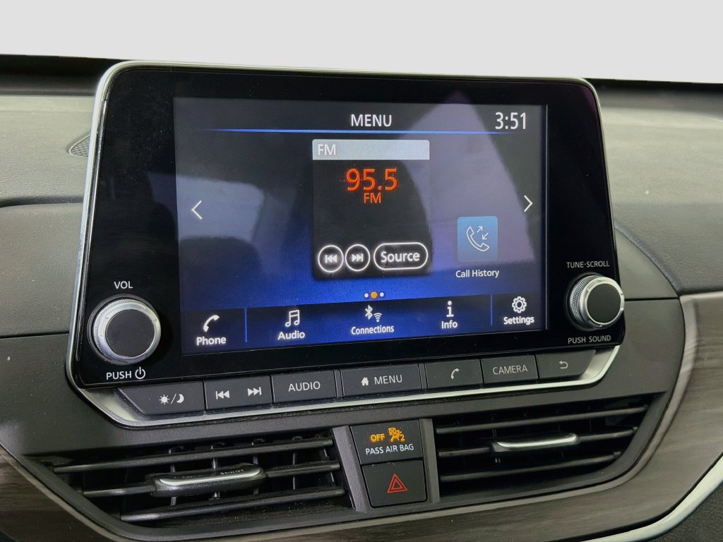 Used 2025 Nissan Altima 2.5 SV FWD image 28