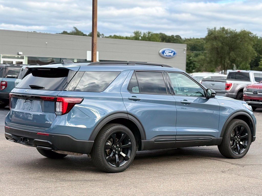 Certified 2026 Ford Explorer ST-Line AWD/4WD image 39