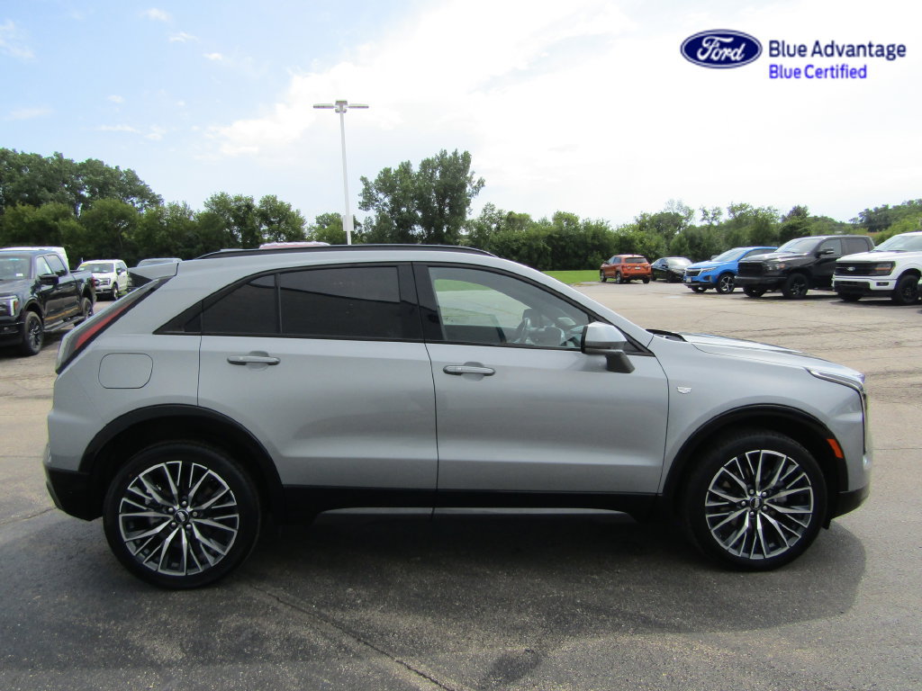 Used 2024 Cadillac XT4 Sport AWD/4WD image 15