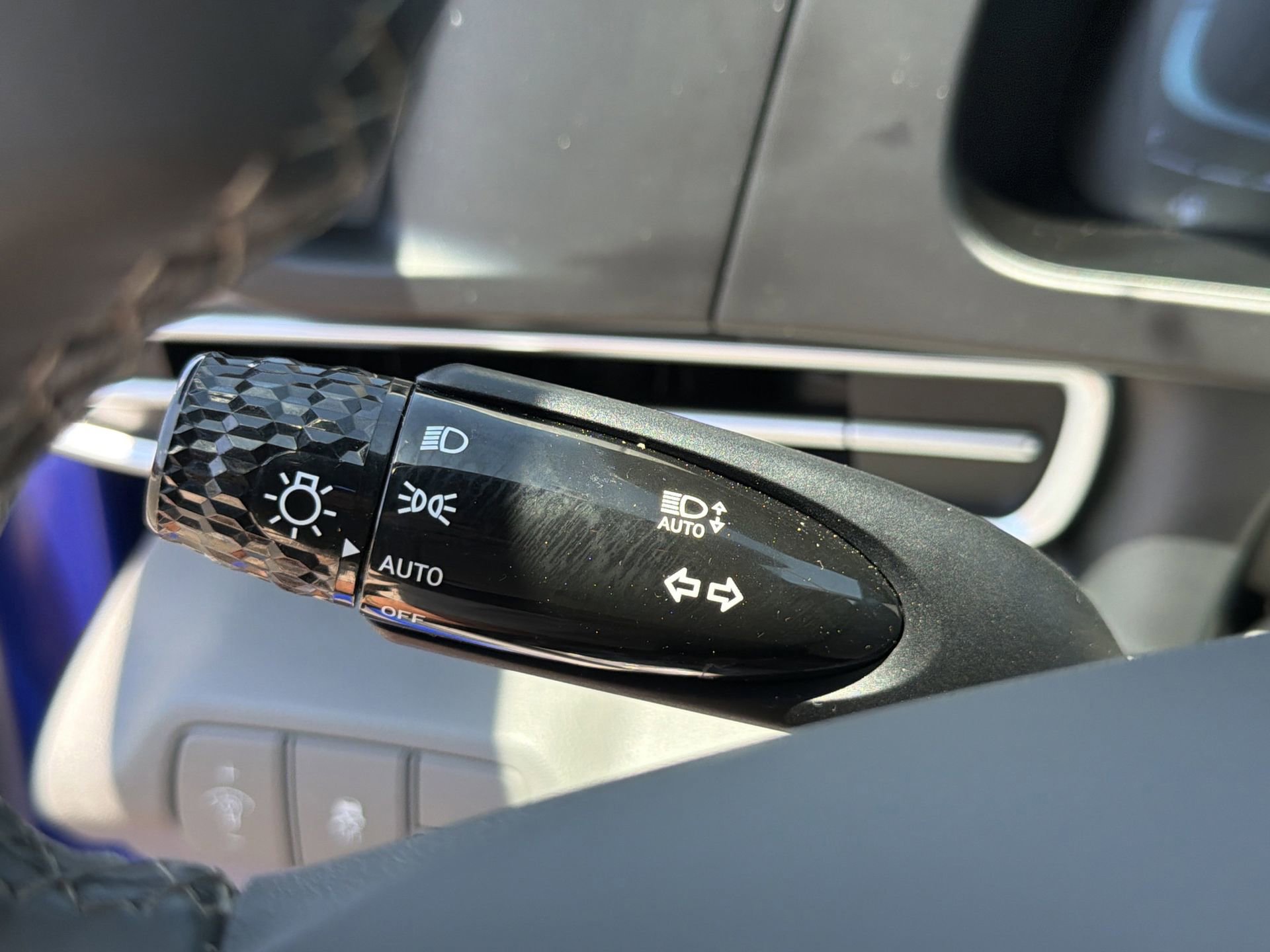 Used 2025 Hyundai Elantra Sport image 23