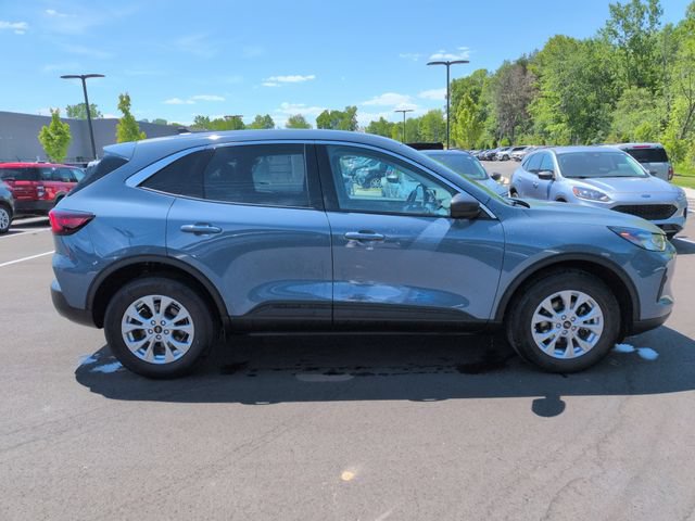 Certified 2024 Ford Escape Active AWD/4WD image 13