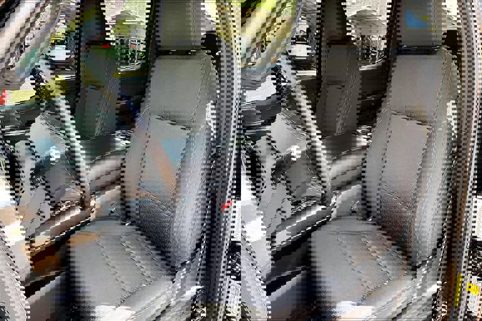 Certified 2022 Ford F150 XLT w/ Equipment Group 302A High image 12