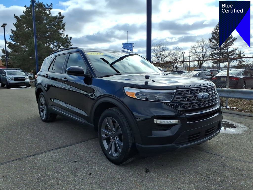 Certified 2023 Ford Explorer XLT w/ Equipment Group 202A