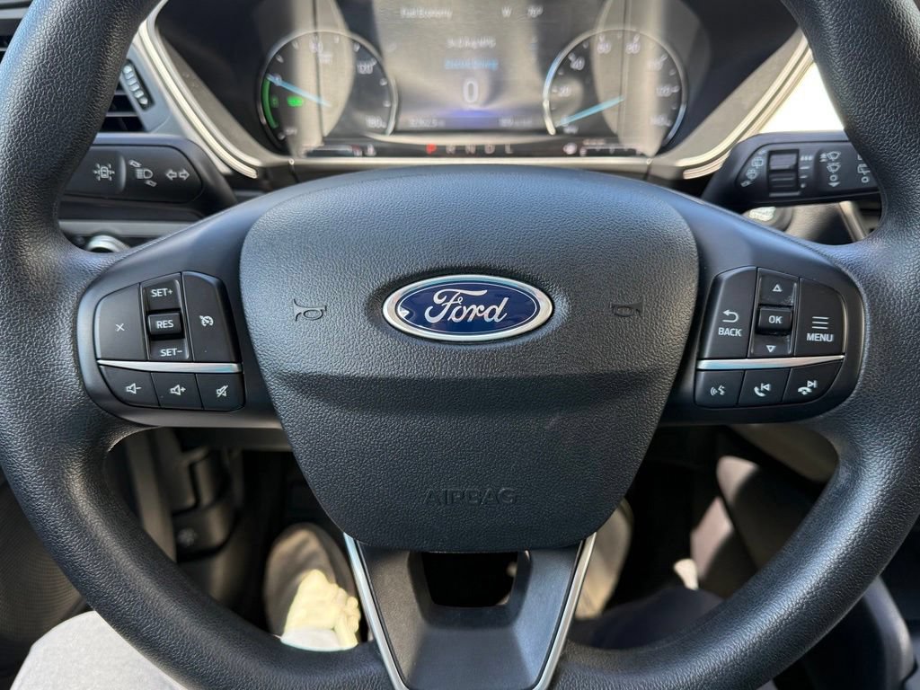 Certified 2021 Ford Escape SE FWD image 25