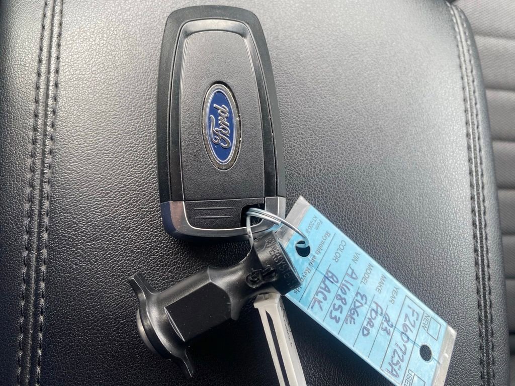 Certified 2023 Ford Edge SE w/ Black Appearance Package AWD/4WD image 19